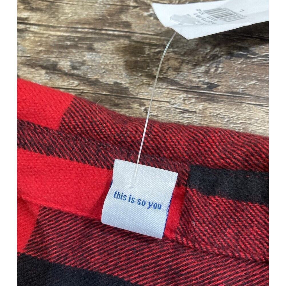New Old Navy Button Up Flannel Woman’s Boyfriend Fit Red Buffalo Check Size L - Picture 3 of 9